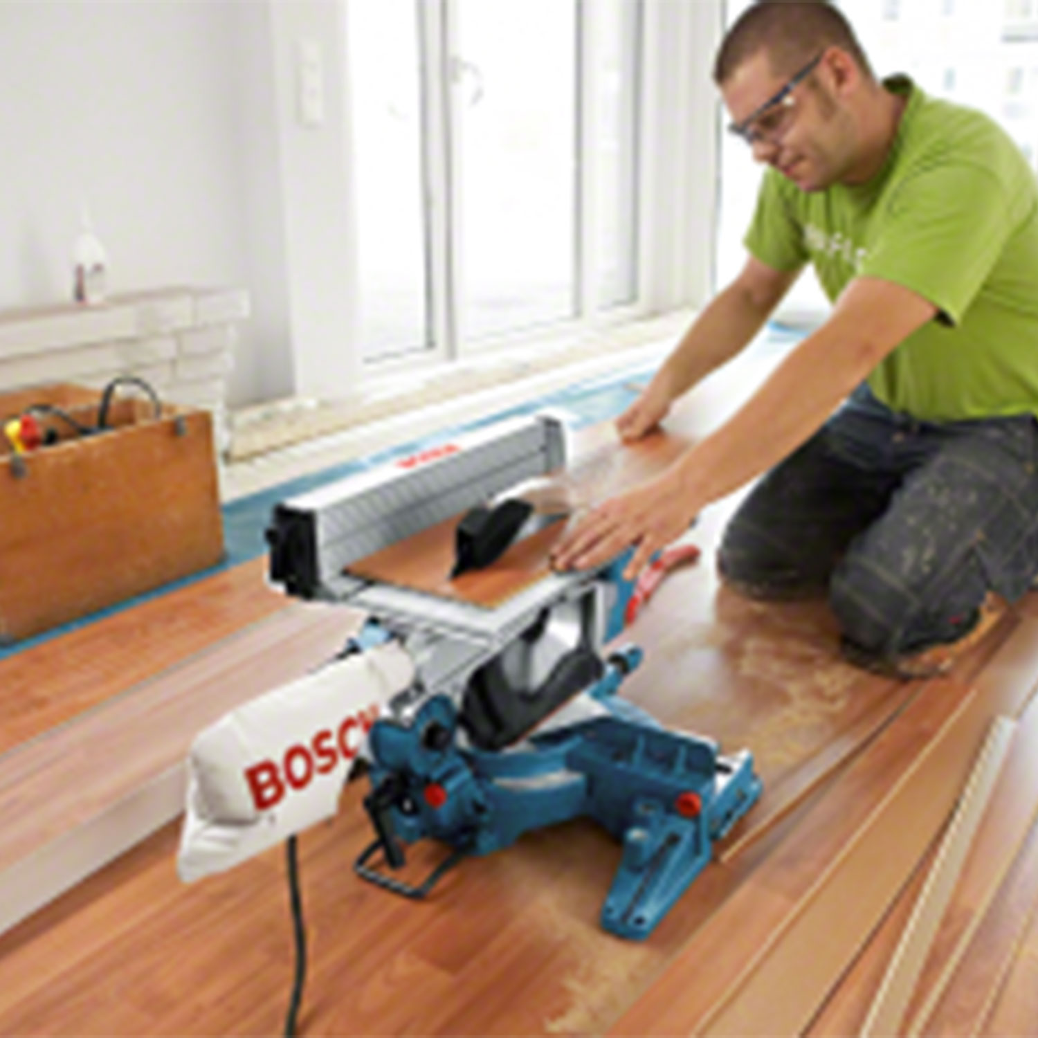 Bosch Professional GTM 12 JL Gönye Kesme Makinesi